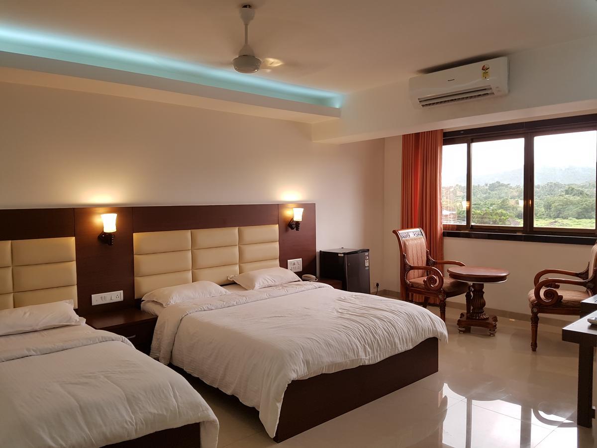 Bisu Hotel & Resorts Khed  Exterior photo